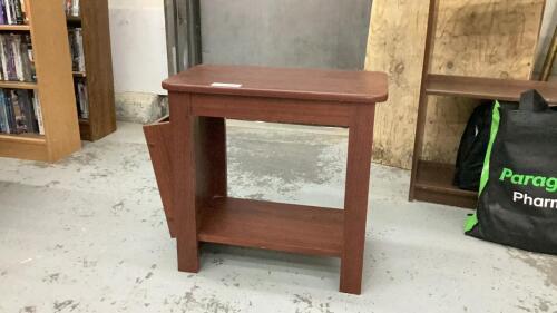 SMALL SIDE TABLE W/ SLIDE OUT SHELF AND MAGAZINE RACK
