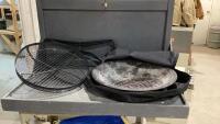 PORTABLE FIRE PIT IN A CASE - 24&rdquo; DIAMETER