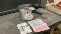FRESCO PRESSURE COOKER