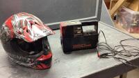 MOTORCYCLE HJC HELMET + 12V AIR COMPRESSOR