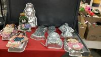 WILTON CAKE PANS