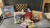 BOX OF GAMES + PUZZLES , RECORDS