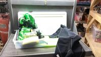SNORKLE GEAR, WET SUIT, MESH BAG - IN GOOD LIDDED TOTE