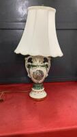 VINTAGE ELECTRIC LAMP