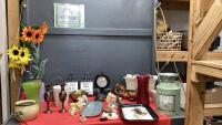 BOX OF MISC DECOR ITEMS - WOOD MOTORCYCLE, CLOCK, TRAY, HOT PLATES, BRASS BOWL, KNICK KNACKS