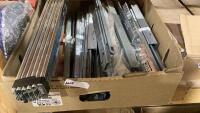 ASSORTED DRAWER GLIDES