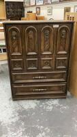 ARMOIR DRESSER