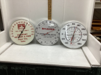 3 OUTDOOR THERMOMETERS