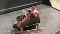 JELINER ICE SKATES