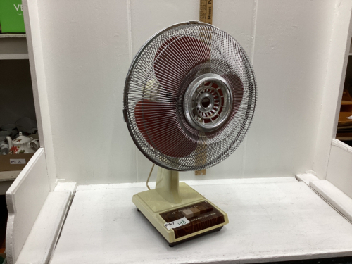 TABLE TOP OSCILLATING FAN