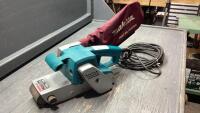 MAKITA CORDED BELT SANDER