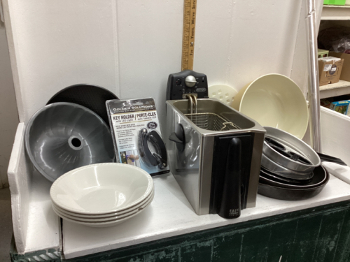 2 BOXES - FRYPANS, DEEP FRYER, POACH PAN, BAKING PANS