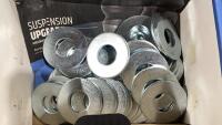 SMALL BOX OF 1&rdquo; FLAT WASHERS