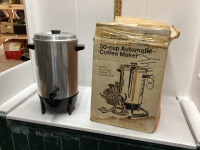 30 CUP COFFEE URN