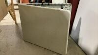 PLASTIC FOLDING TABLE