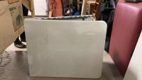 PLASTIC FOLDING TABLE