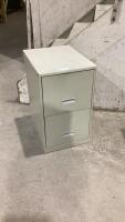 2-DRAWER FILING CABINET - LETTER SIZE