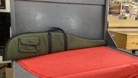 UNCLE MIKE'S CANVAS PADDED GUN CASE