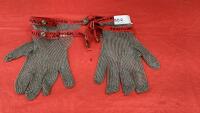 CHAIN MAIL BUTCHER GLOVES