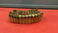 SHOTGUN SHELL LEATHER BELT W/ (17) LIVE ROUNDS. 12 GA SHELLS.....PAL REQUIRED FOR PURCHASE