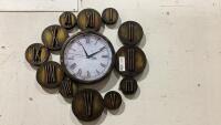 METAL FRAMED CLOCK