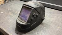 WELDING HELMET