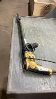 DEWALT POSI DRIVE AUTO FEED SCREW DRIVING TOOL