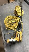 DEWALT POSI DRIVE DECKING SCREW GUN