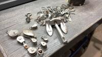 POT WITH PULLEYS, CLAMPS, 5 POUND ANCHOR