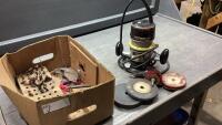 STANLEY ROUTER WITH ROUTER BITS