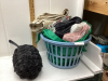 BASKET WITH TOWELS AND BAG