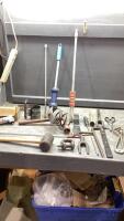 AUTOMOTIVE REPAIR TOOLS