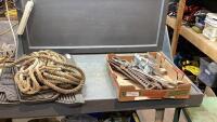 VEHICLE FLOOR MATS + ROPE, BLACKSMITH TONGS
