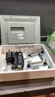 HOMELINE SCHNEIDER ELECTRIC BREAKER BOX