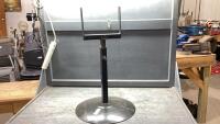 SHOP STAND