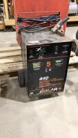 SOLAR BATTERY CHARGER ON WHEELS