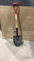 SMALL GARANT SPADE