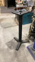 METAL GRINDER STAND
