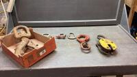 BOX W/SHEET CLAMP, (2) BIG HOOKS, SMALL CLEVIS, (2) CARIBINERS
