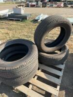 Set of four Toyo tires 225/65R17