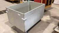ROLLING CART