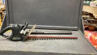 ELECTRIC YARDWORKS HEDGE TRIMMER W/ PLASTIC COVER