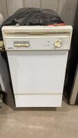 KENMORE APARTMENT SIZE DISHWASHER