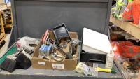 BOX OF PAINTING SUPLIES - BRUSHES, TRAYS, CLEVIS