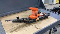 BUNDLE OF YARD TOOLS
