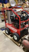 EASY KLEEN MAGNUM 4000 HOT WATER PRESSURE WASHER.... SERIAL 245077