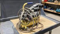 POWER FIST 2 GALLON AIR COMPRESSOR