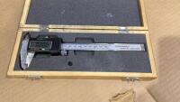 DIGITAL CALIPERS
