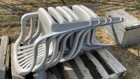 (6) PLASTIC LAWN CHAIRS
