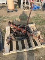 Hydraulic bin auger